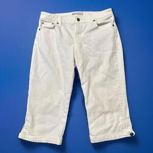L.E.I. Women's Size 30x17 Capri Pants‎ Ivory Mid Rise Button Ankle Accents